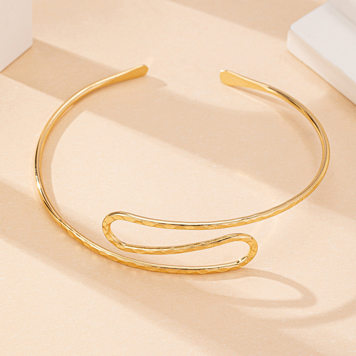 Geometric Iron Arm Bracelet — Elegant & Artistic French Style