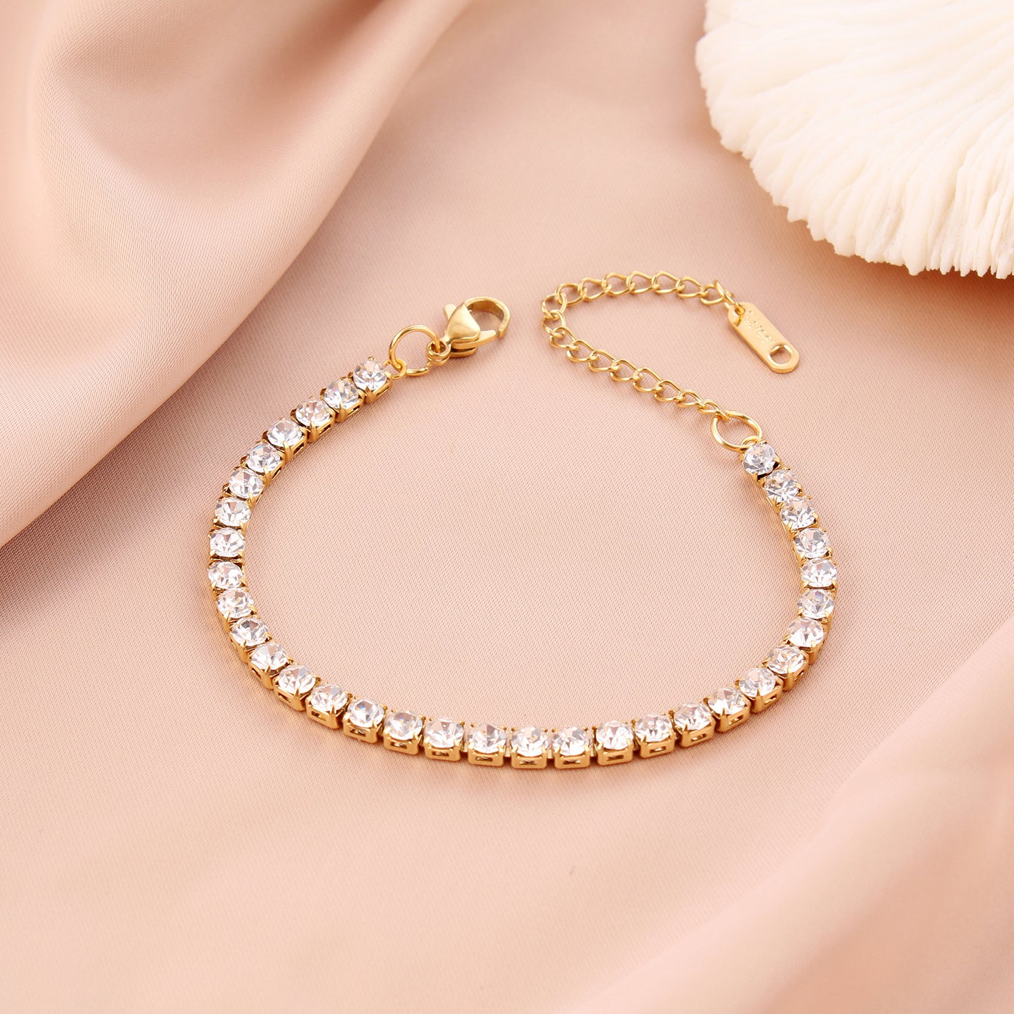 Classic 18K Gold Plated Rhinestone Bracelet - Elegant & Unisex