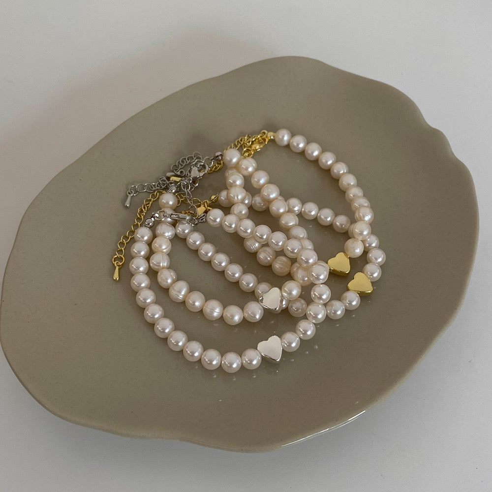 Modern Heart-Shaped Freshwater Pearl Bracelet