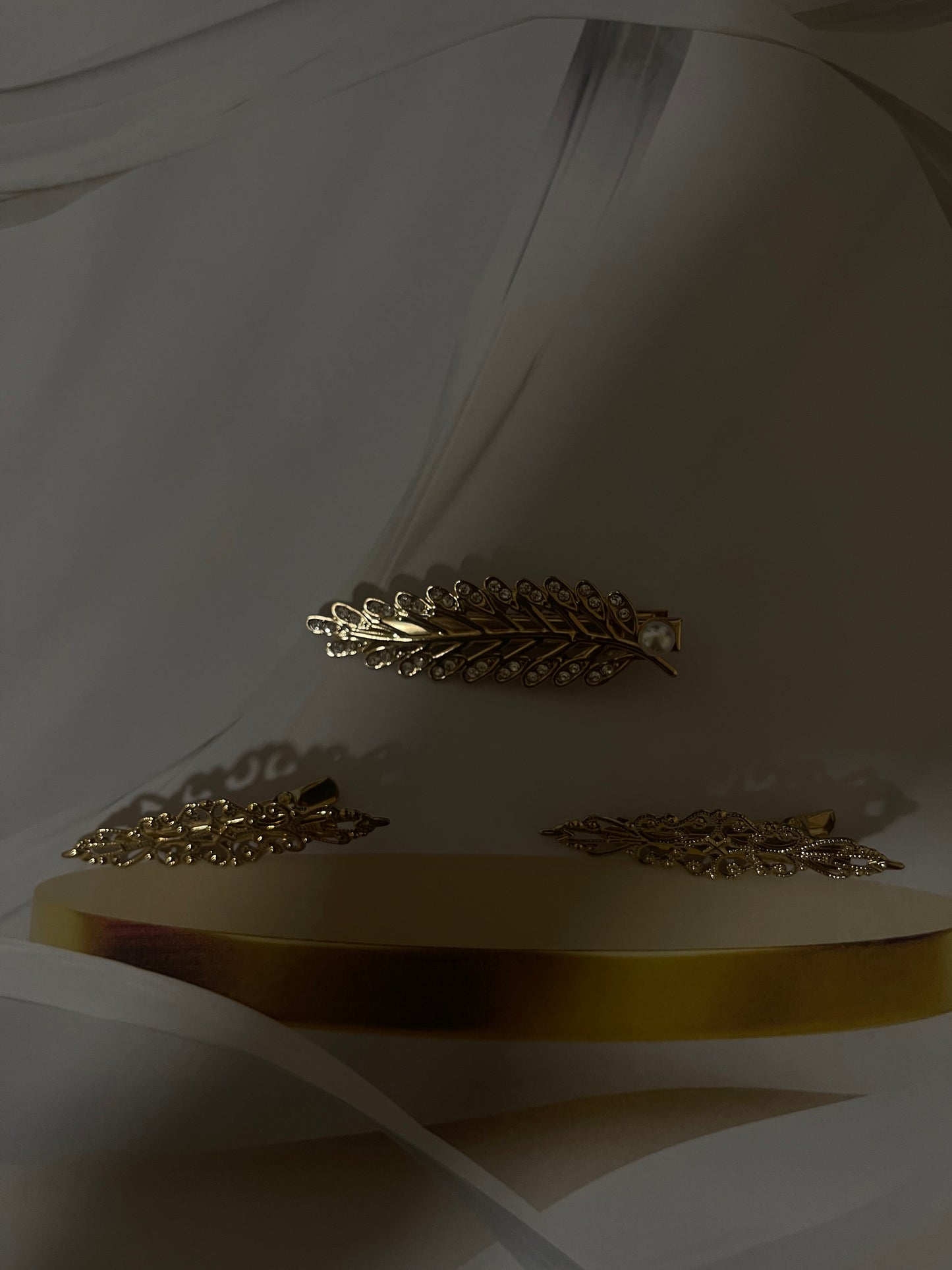 Gold Leaf Pearl Hair Clips – 3 Piece Set
