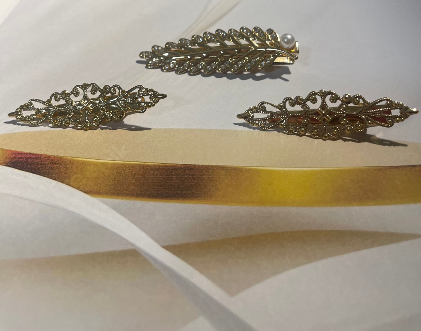 Gold Leaf Pearl Hair Clips – 3 Piece Set