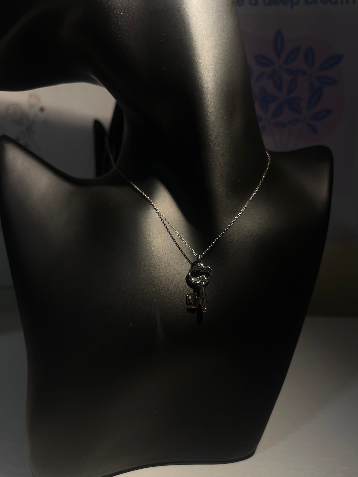 Sterling Silver Heart Key Pendant Necklace – Elegant & Timeless